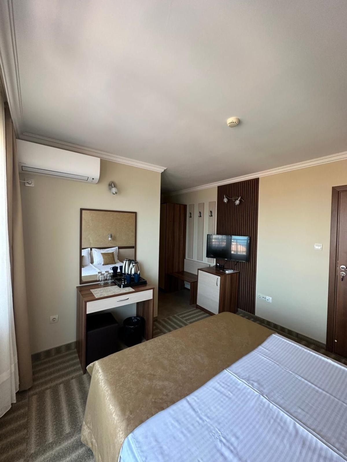Family Hotel Radiana Σωζόπολη Εξωτερικό φωτογραφία