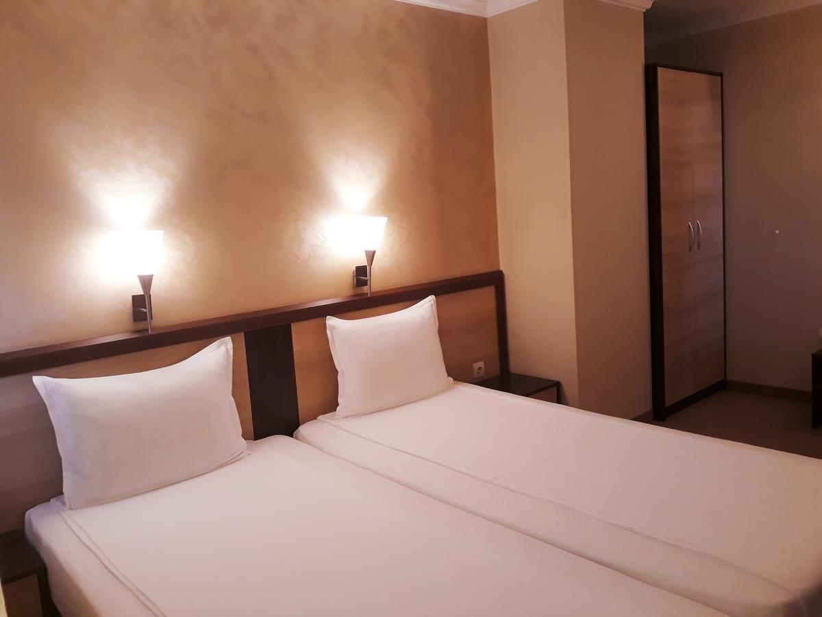 Family Hotel Radiana Σωζόπολη Εξωτερικό φωτογραφία