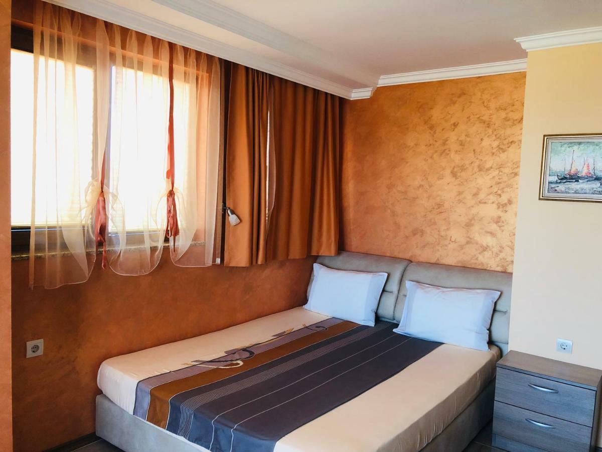 Family Hotel Radiana Σωζόπολη Εξωτερικό φωτογραφία